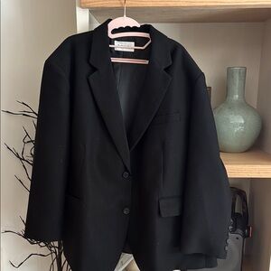 The Frankie Shop Black Oversized Blazer never worn